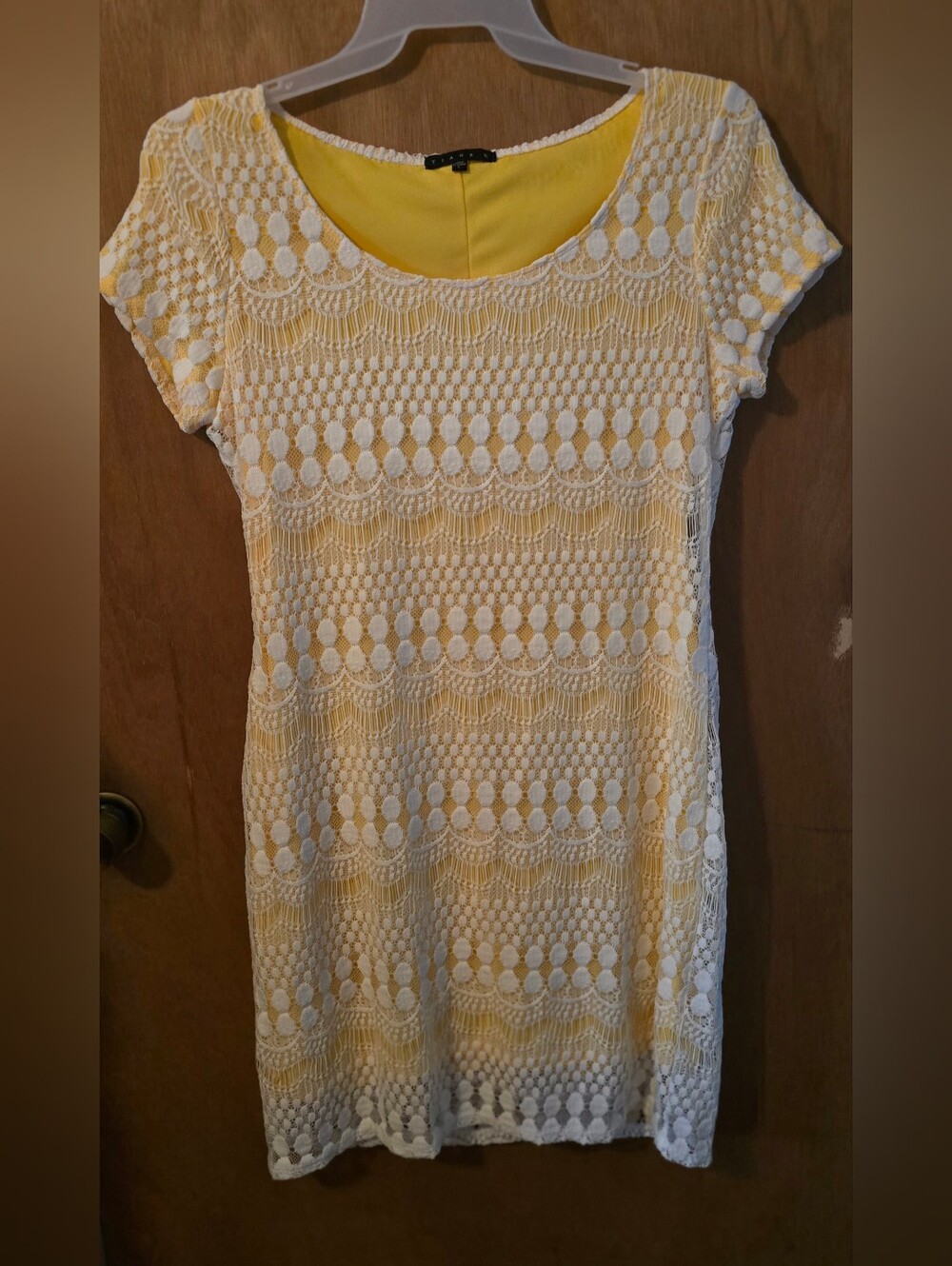 Tiana B. Cream and Yellow Lace-Overlay Short Sleeve Sheath Dress - Never Worn